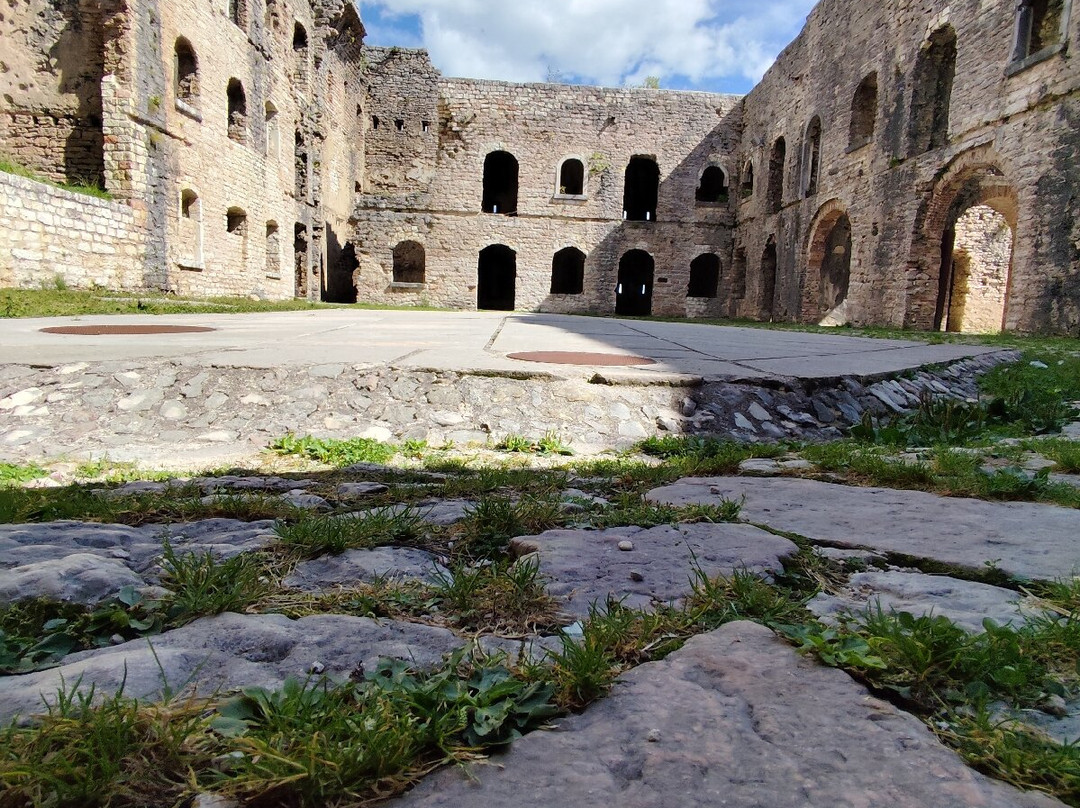 Forte del Monte Interrotto景点图片