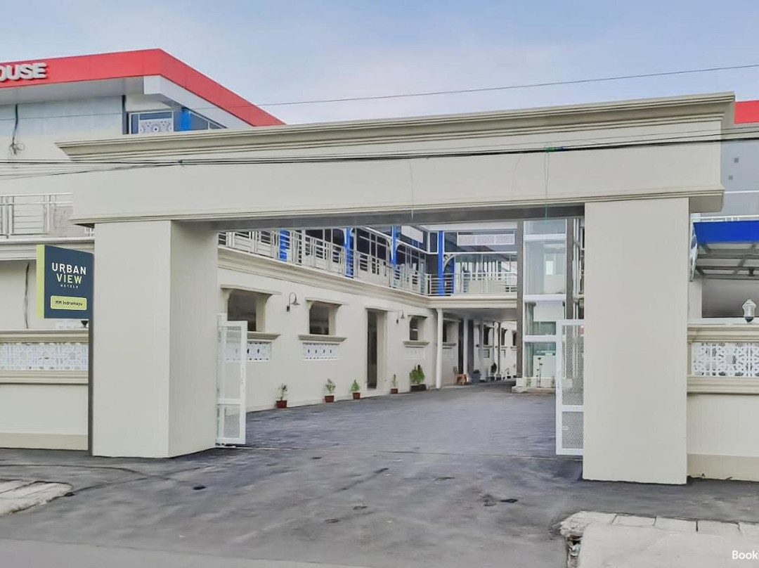 Urbanview Hotel Mm Indramayu