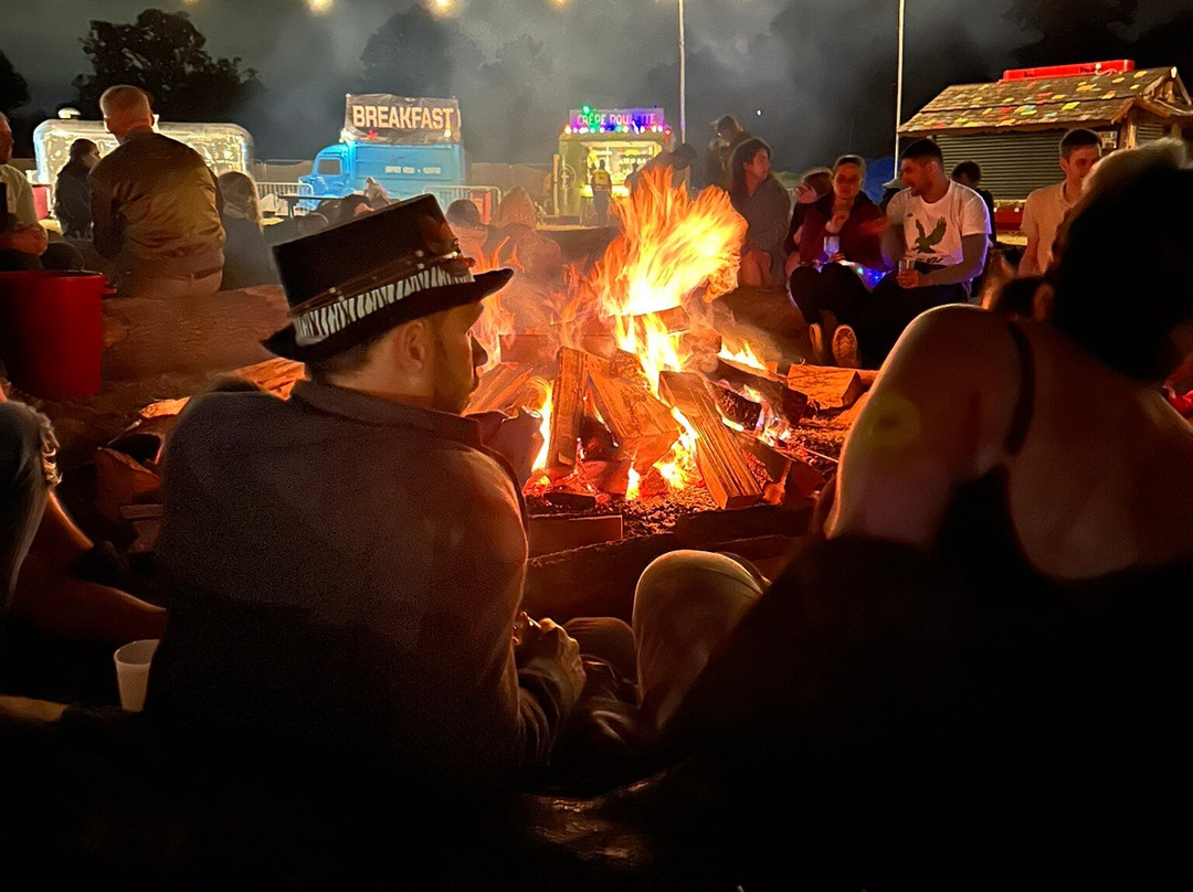 Camp Wildfire景点图片