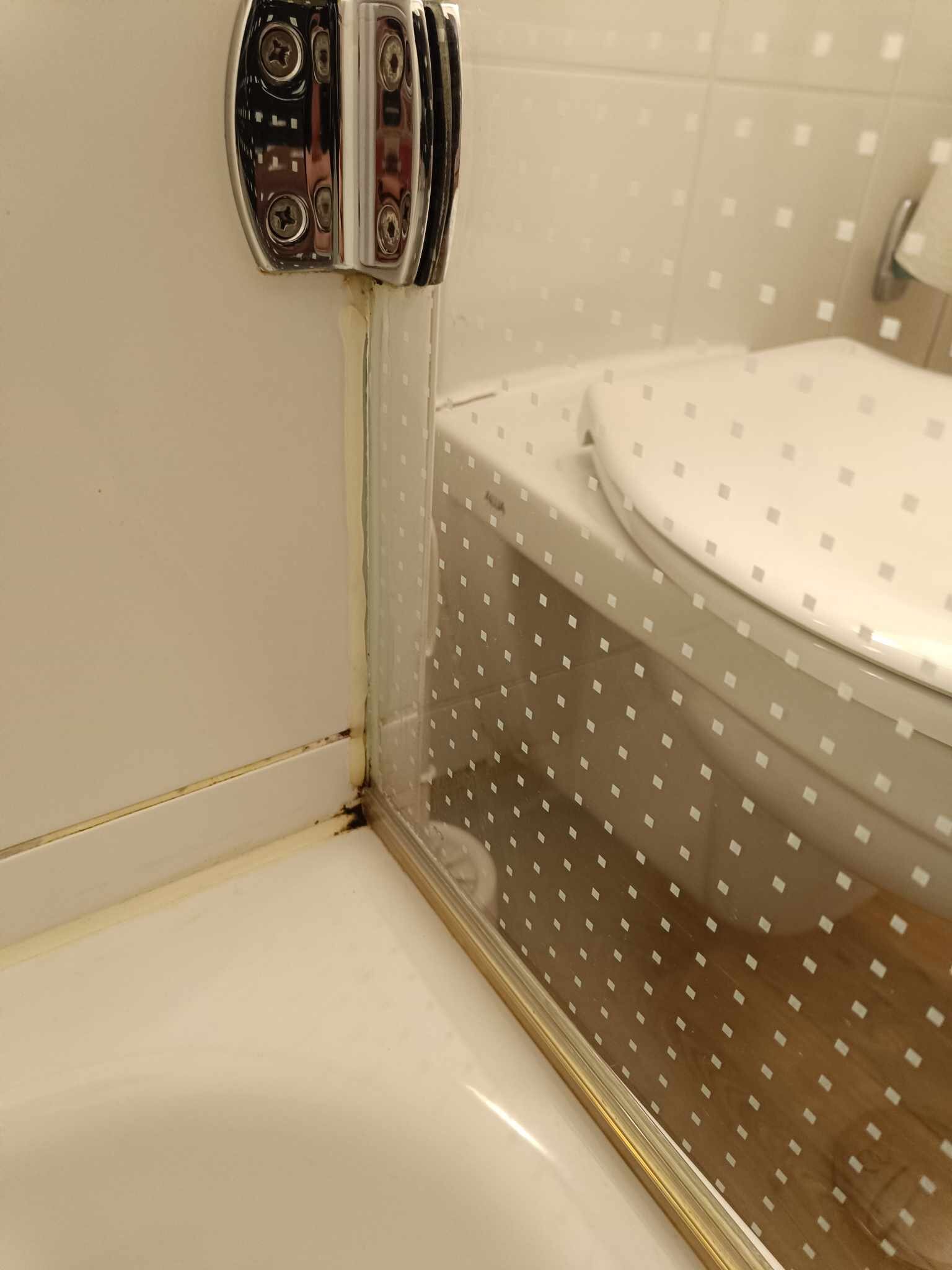 宜必思爱尔福特阿尔斯塔特酒店-浴室