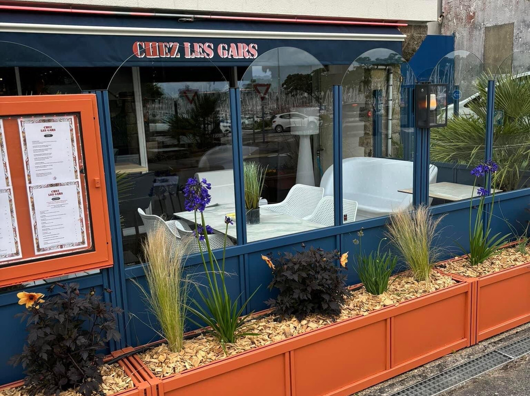 Chez Les Gars