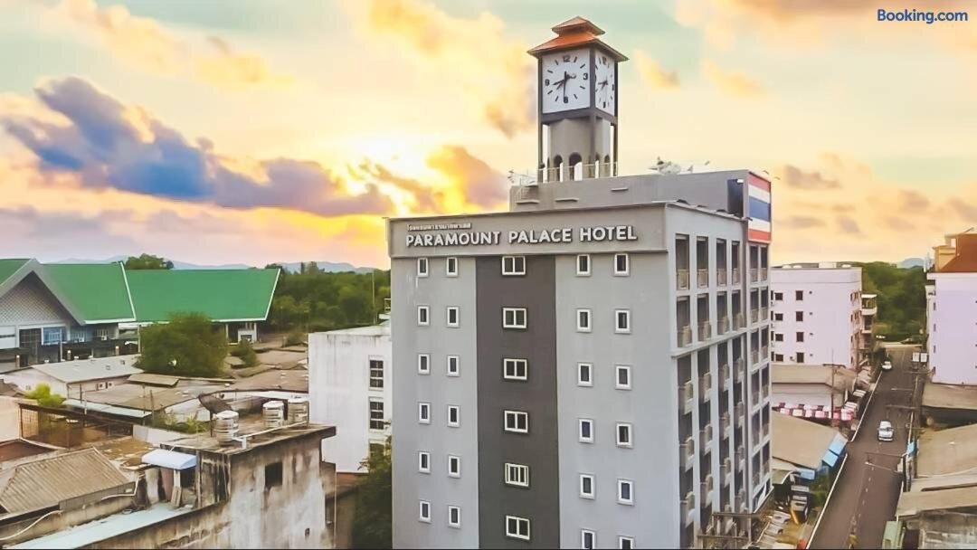 Paramount Palace Hotel
