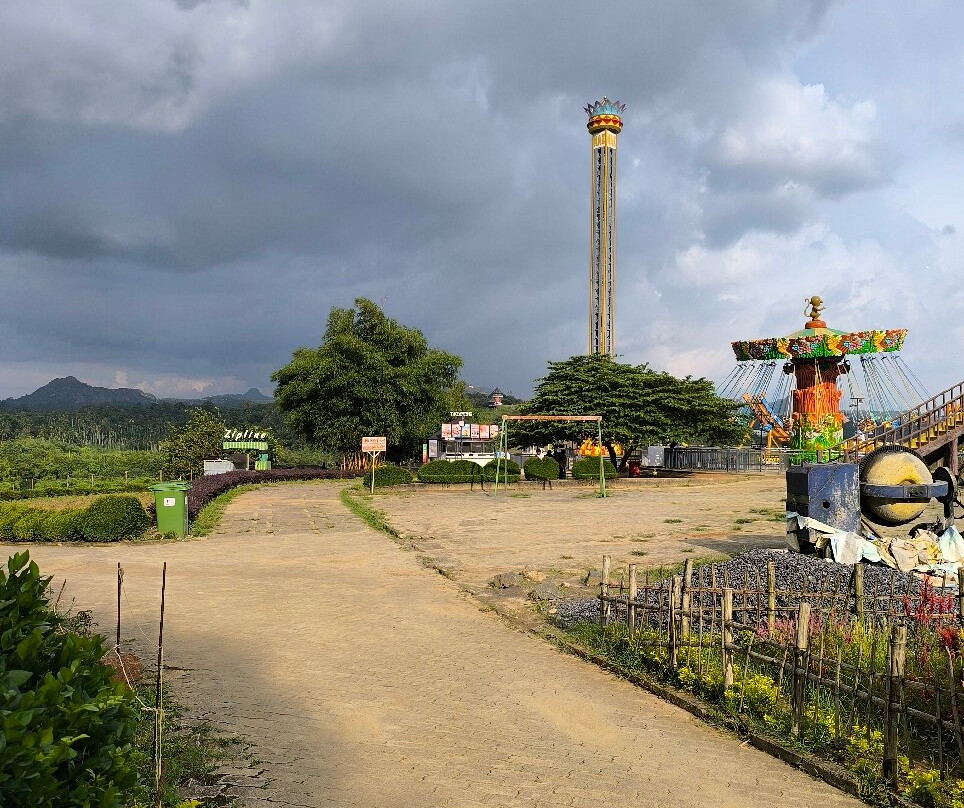 Dam Adventure Park & Garden景点图片