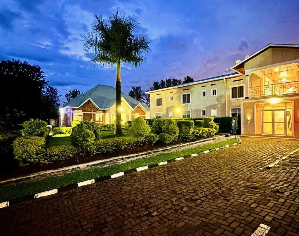 Eastern Country Hotel