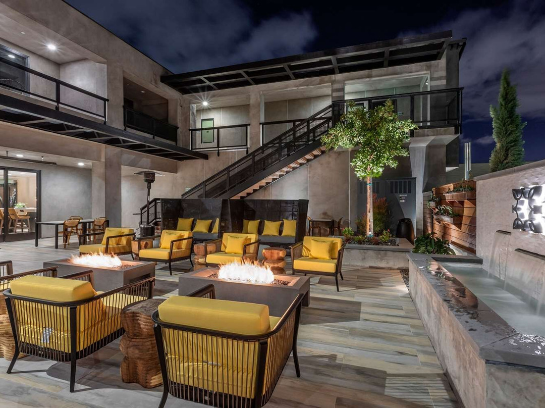 Bluestem Hotel, An Ascend Hotel Collection Member主图