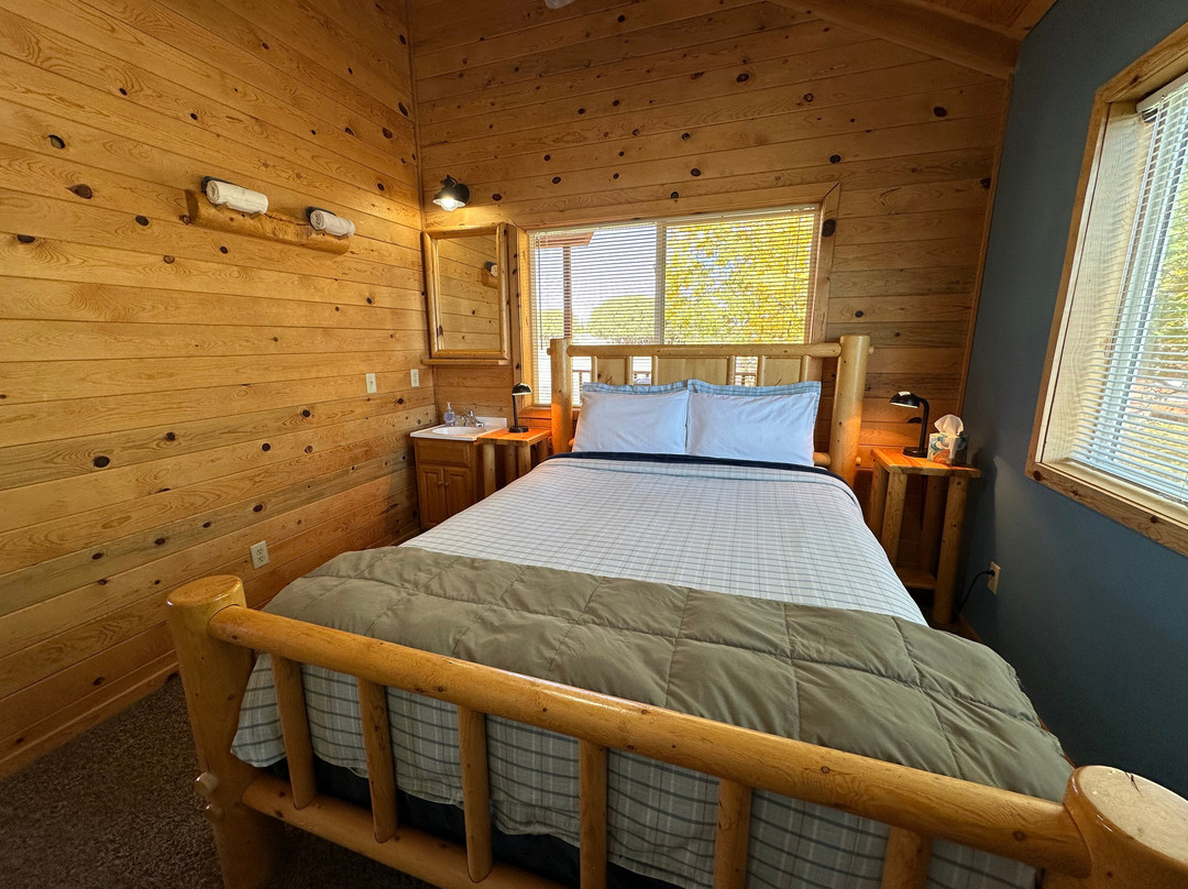 皮尔山乡村旅馆和小屋主图