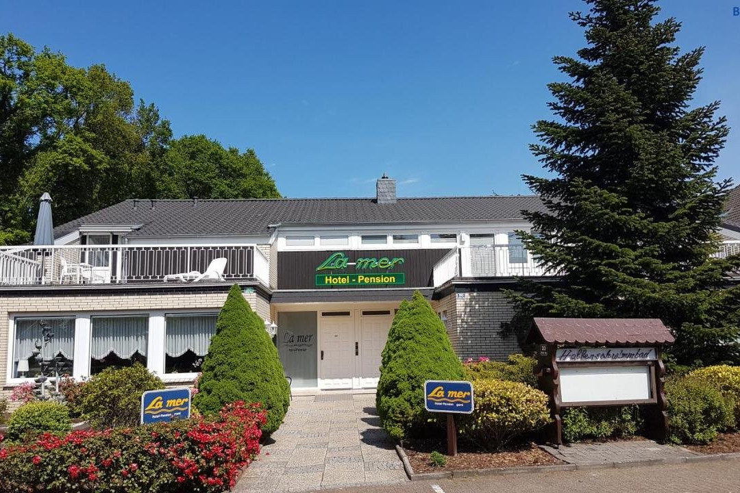 Bad Zwischenahn酒店住宿-Hotel Garni La Mer