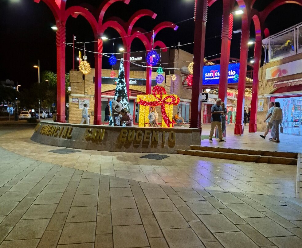 Centro Comercial San Eugenio-奥德杰海岸必去景点