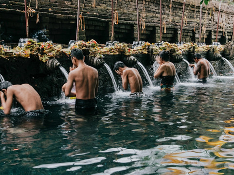 Bali Gems Tours-登巴萨必去景点