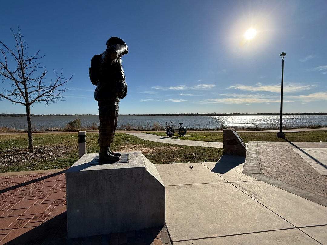 Lake Wichita Park景点图片
