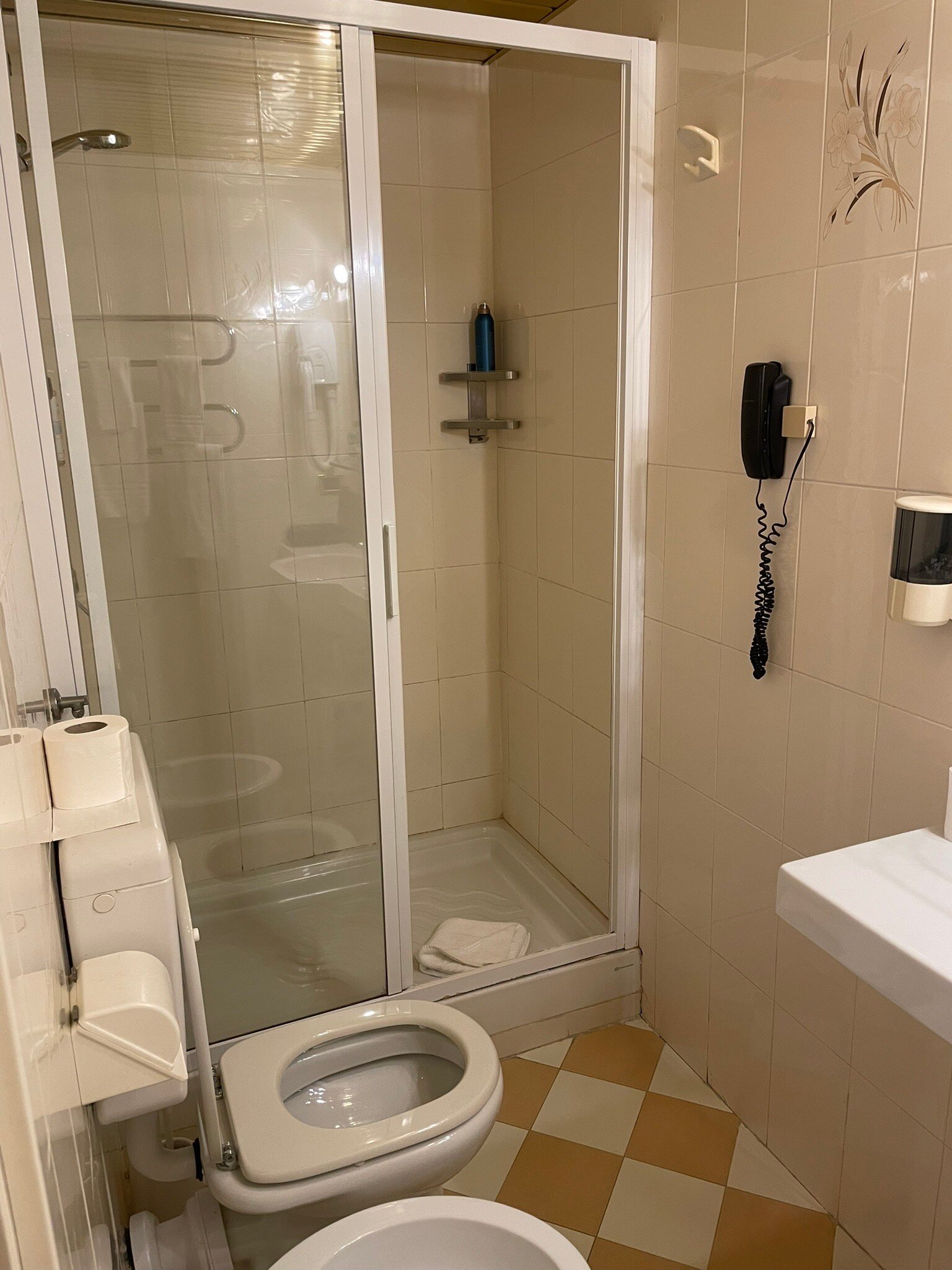 Ena Arenzano Hotel-官方