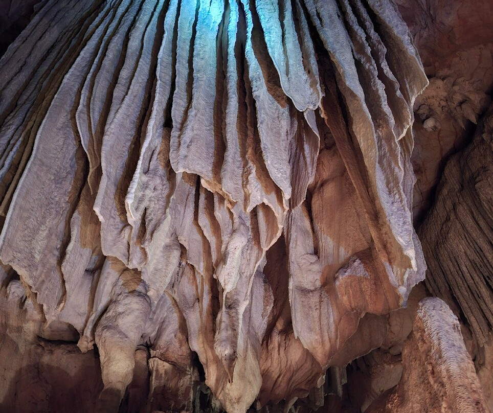 Lod Cave景点图片