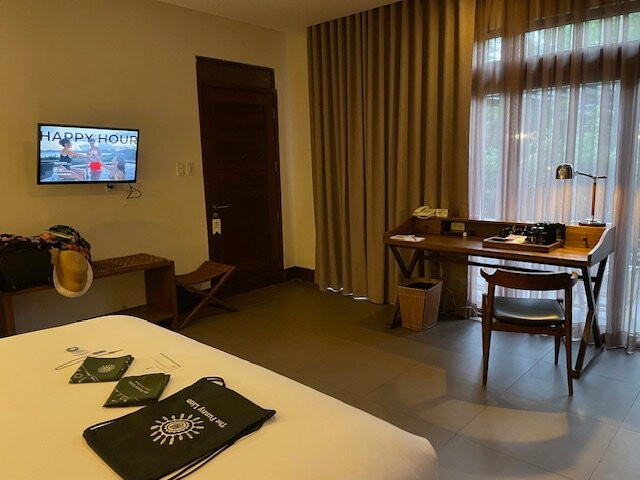 弗尼里昂旅馆主图