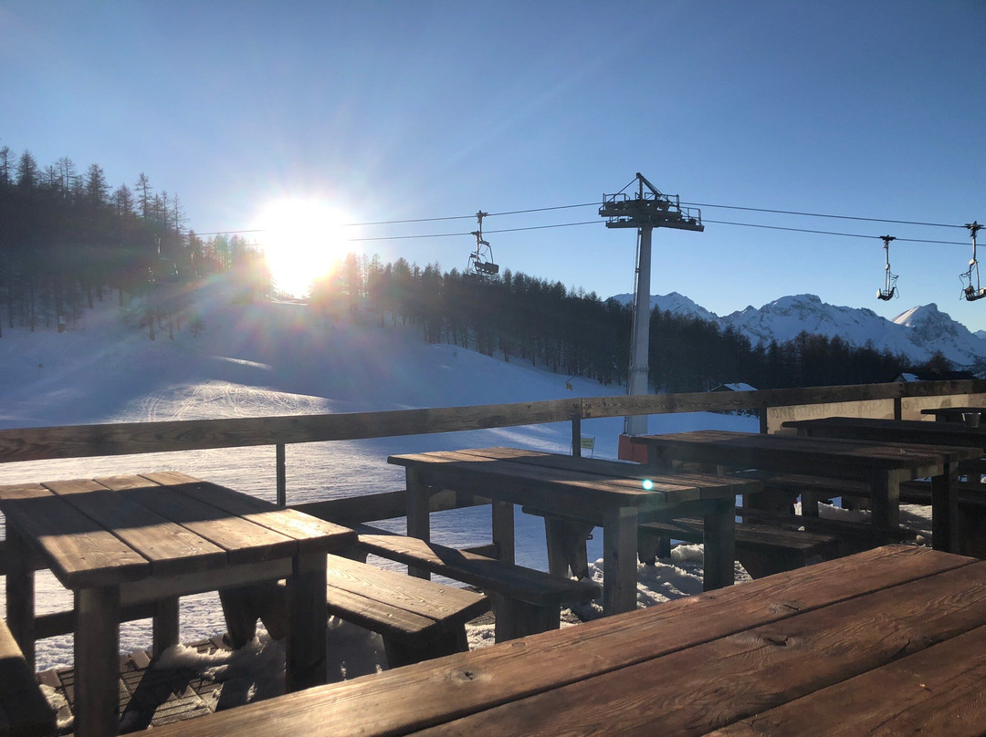 蒙特崔普雷克斯酒店主图