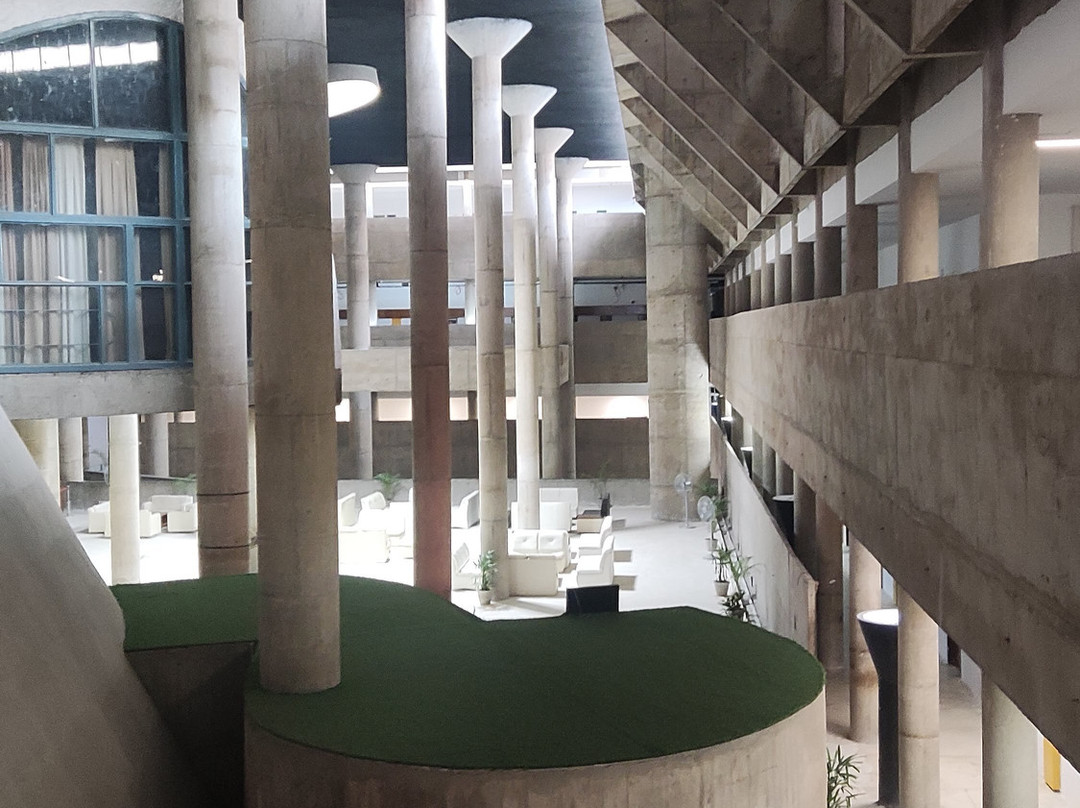 Tourist Guide Sanjeev Sharma-昌迪加必去景点