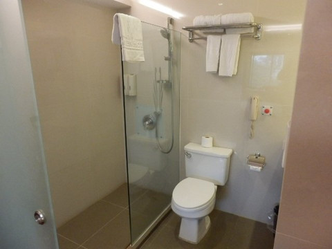 皇后大酒店主图