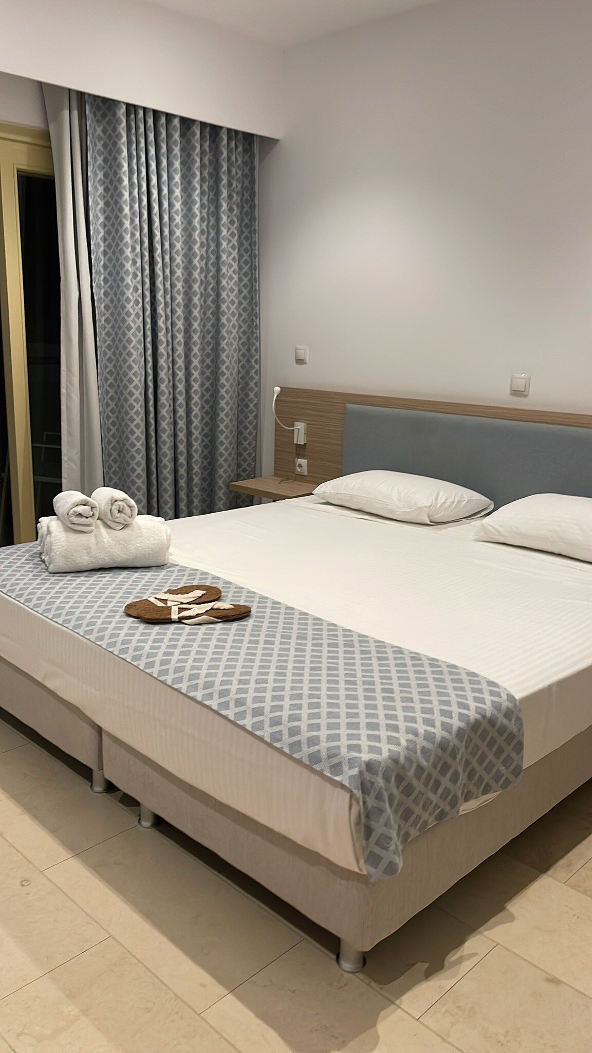 Zephyros Hotel-官方
