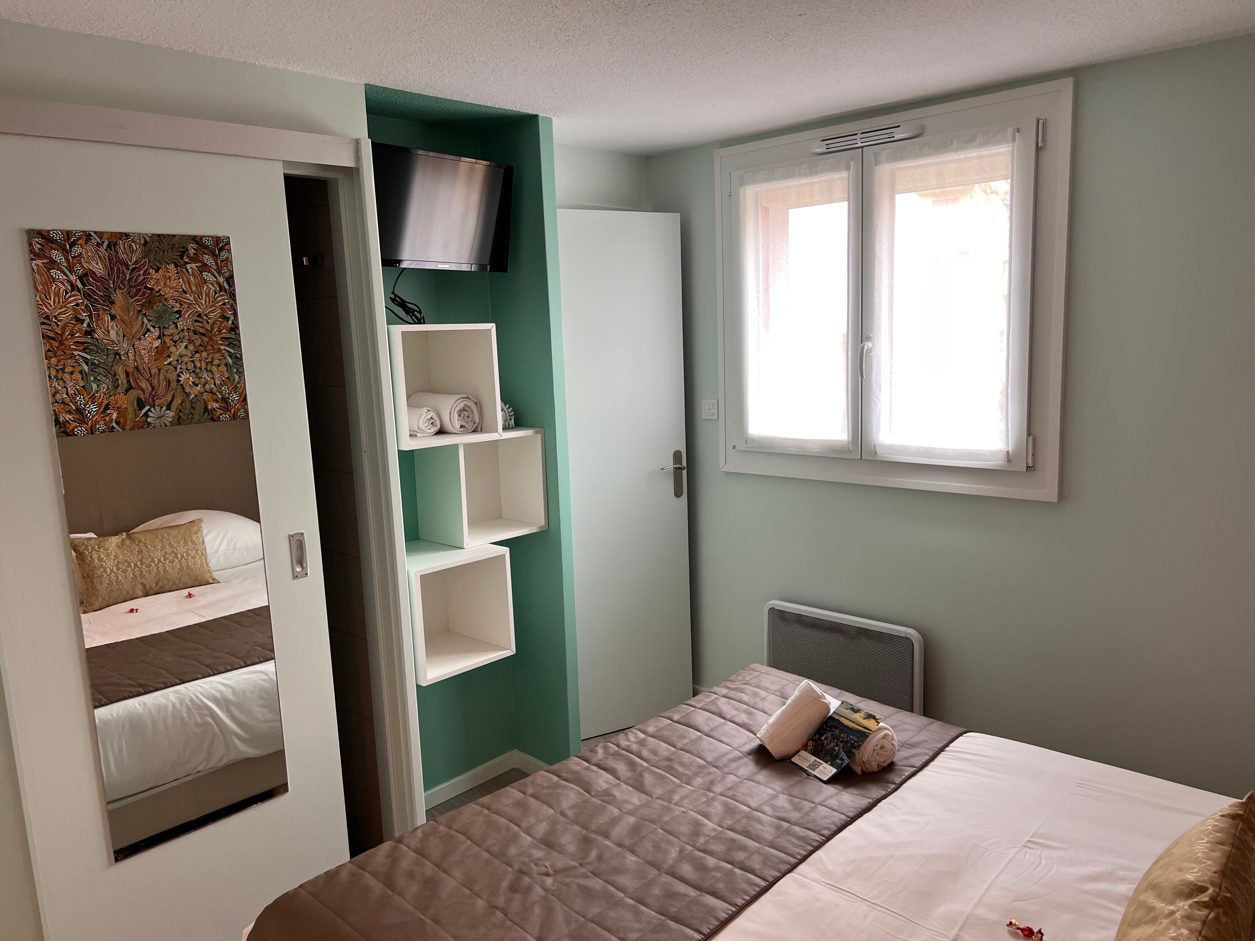 Contact Hotel Arc En Ciel Colmar-客卧