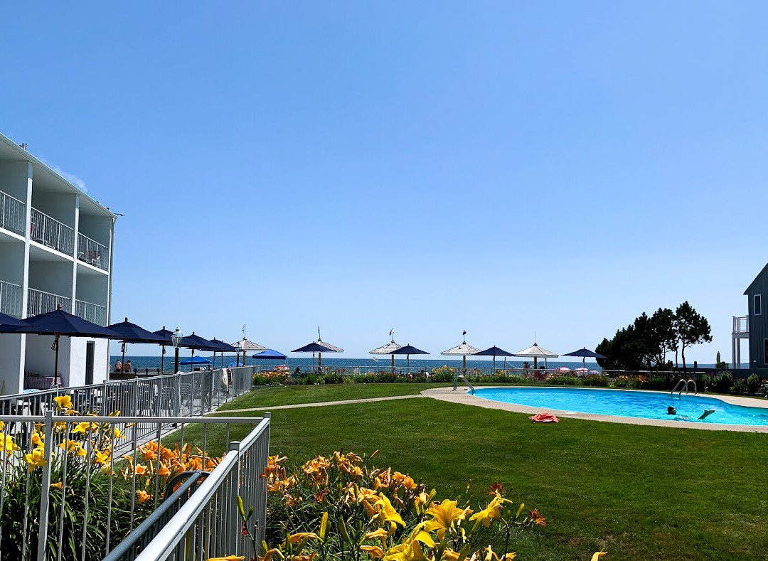 Royal Anchor Beach Resort主图