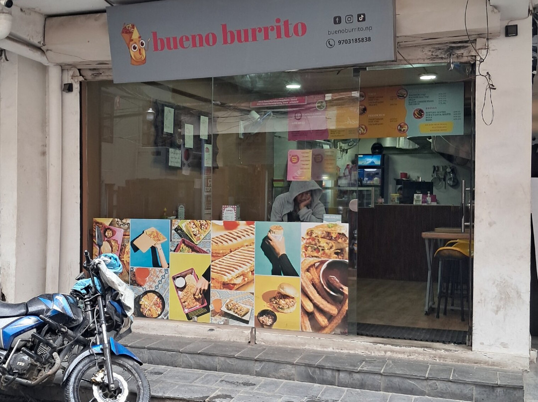 Bueno Burrito