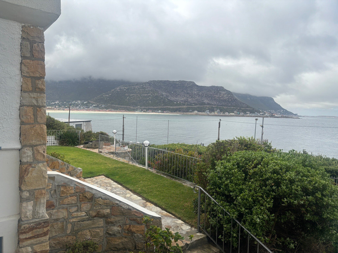 Sunny Cove Manor主图