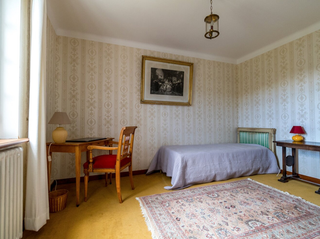 马努杜斯唐酒店主图