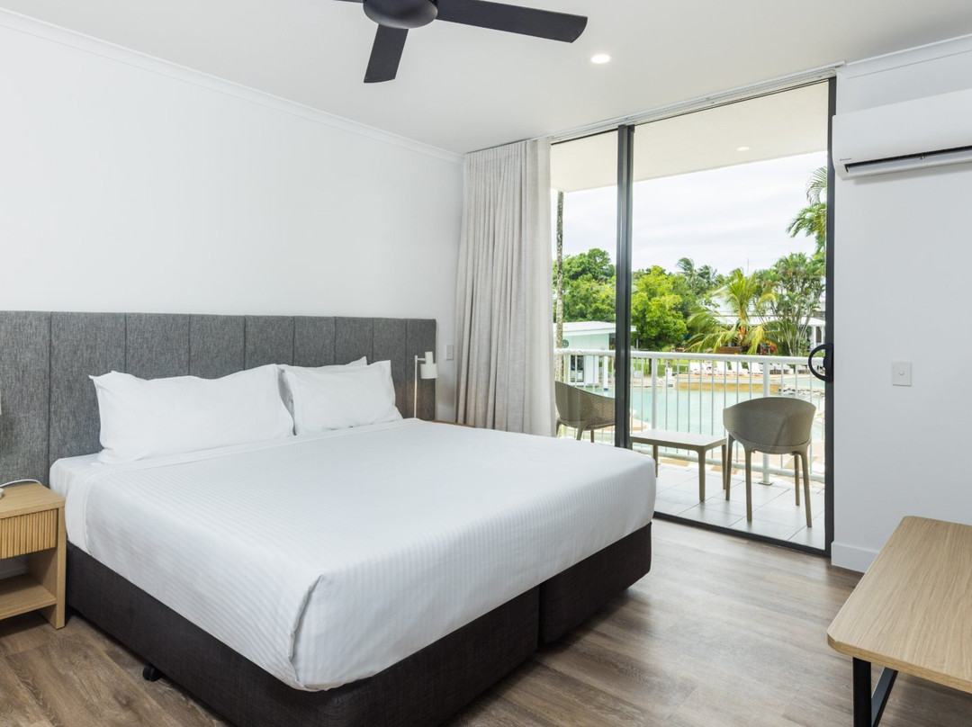 道格拉斯港盛橡度假酒店主图