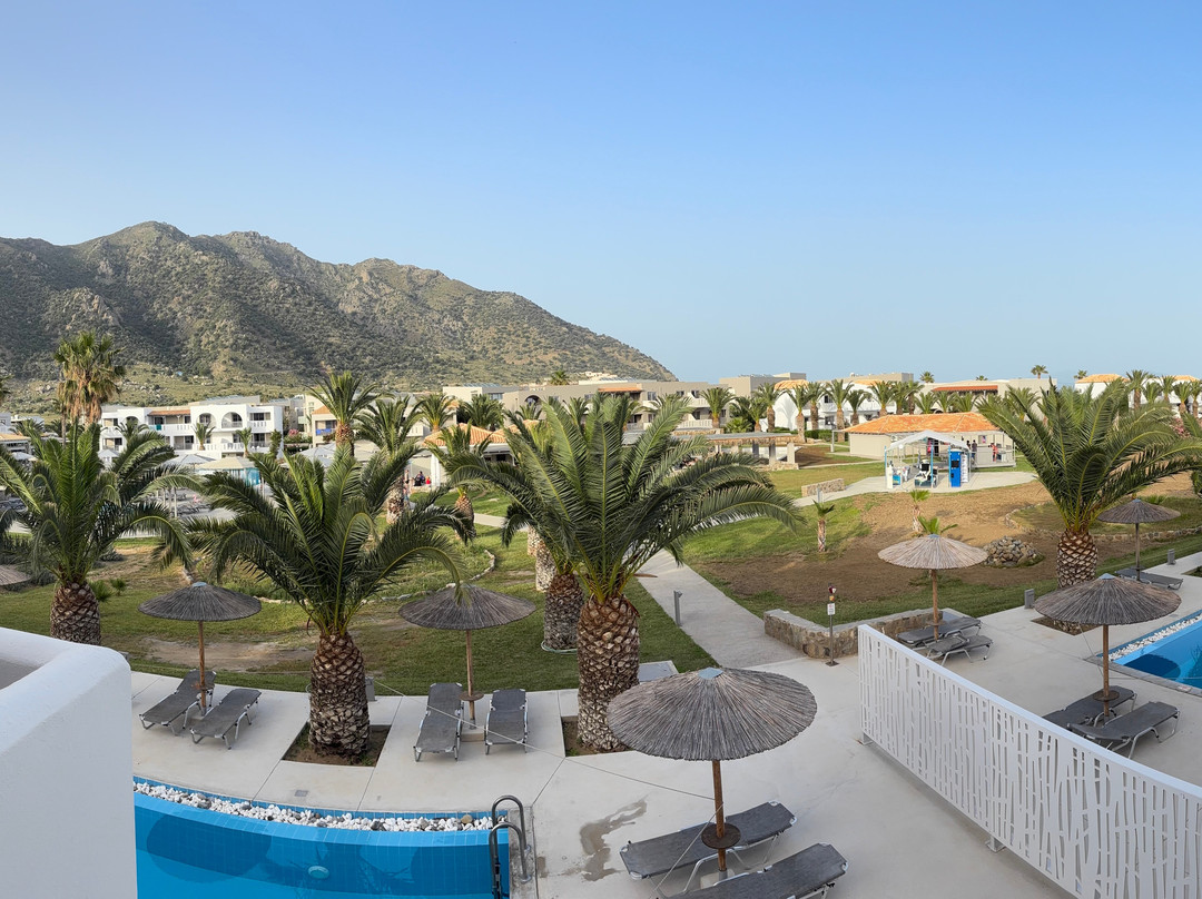 Akti Beach Club主图