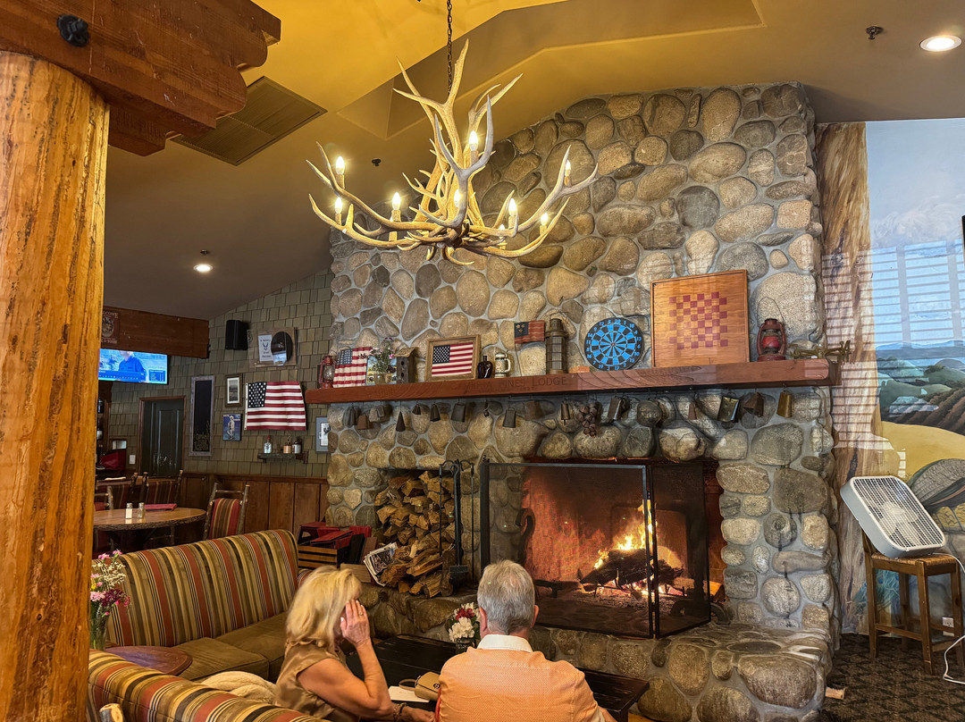 坎布里亚酒店主图