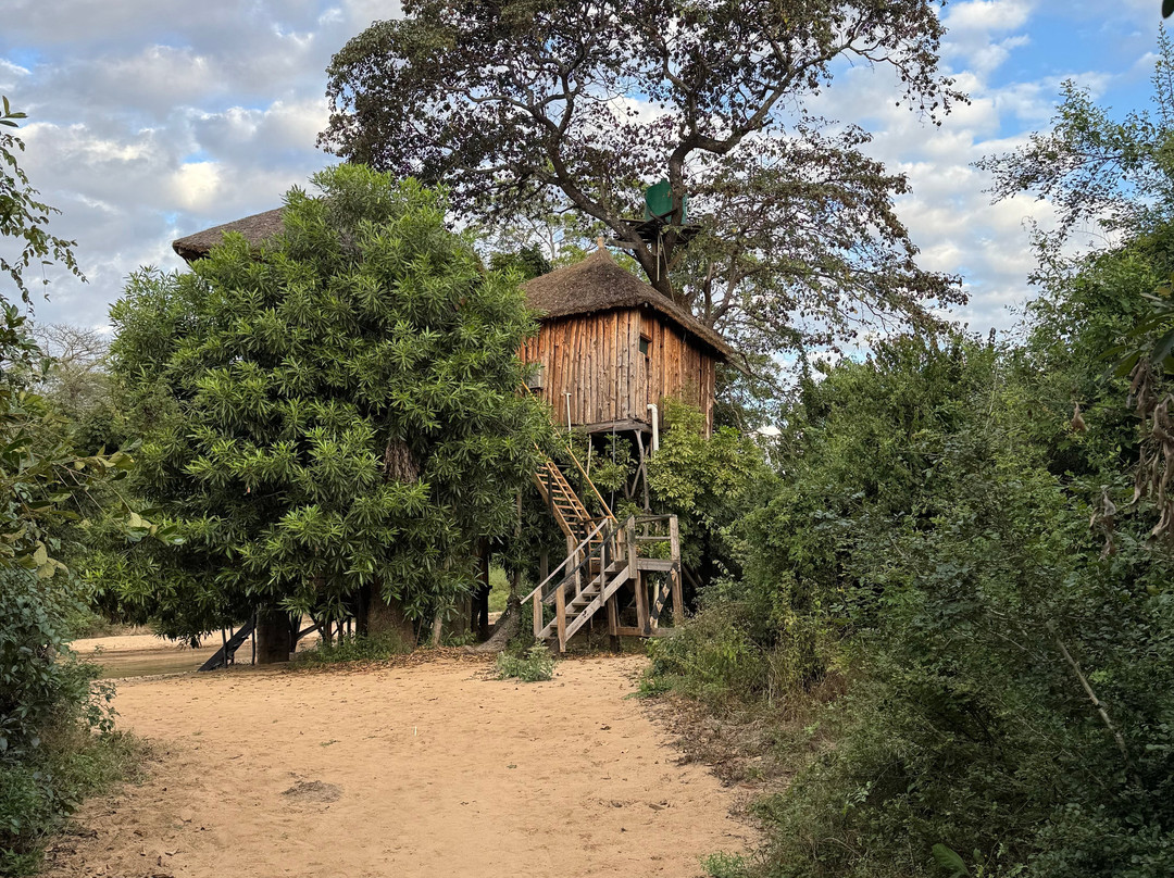 Anake Taxi And Tours Services-里朗威必去景点