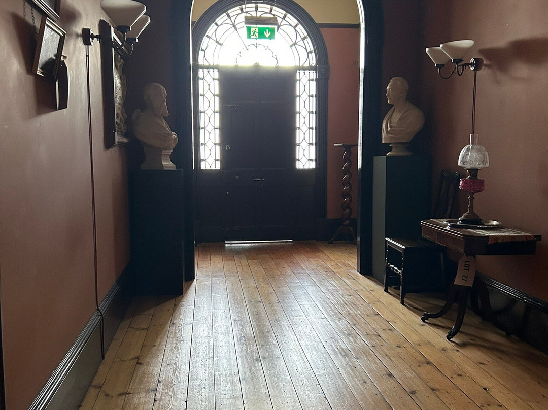 Jersey Museum & Art Gallery-泽西岛必去景点