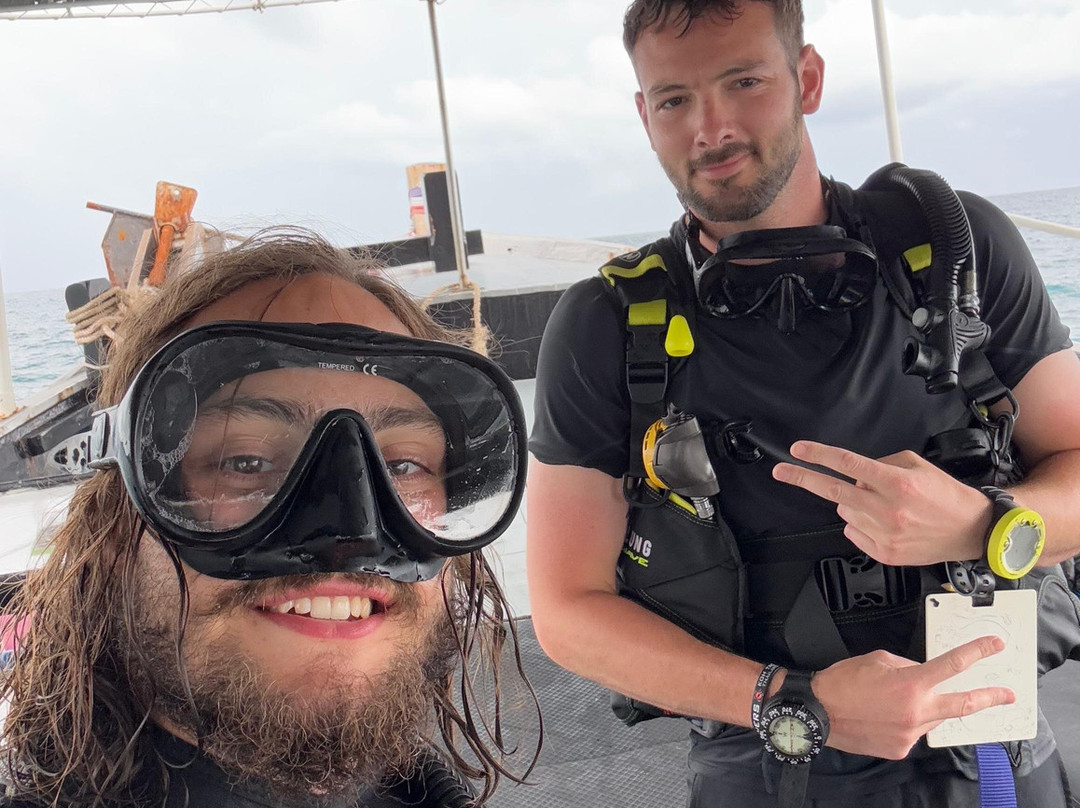 French Kiss Divers-涛岛必去景点