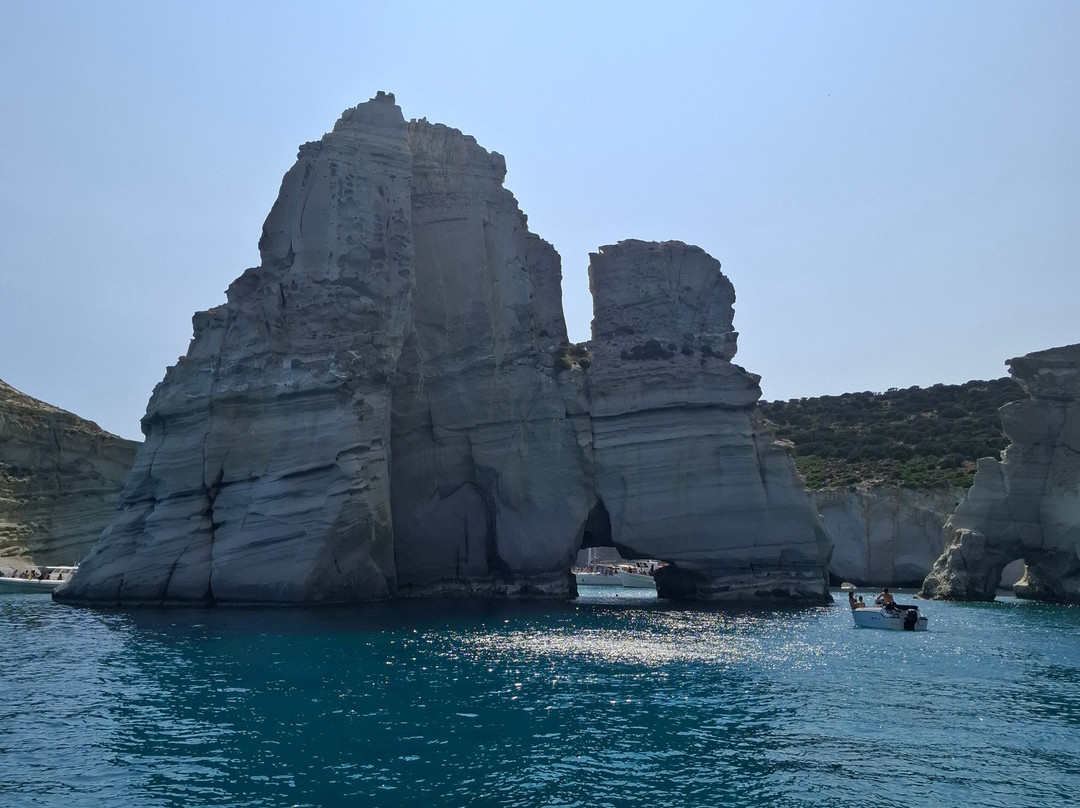 Drougas Sailing & Yachting-Adamas必去景点