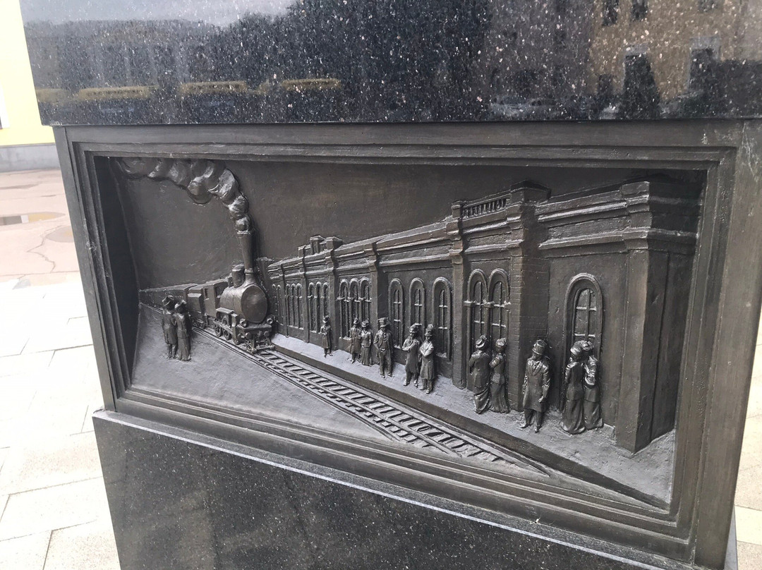 Savva Mamontov Statue-雅罗斯拉夫必去景点