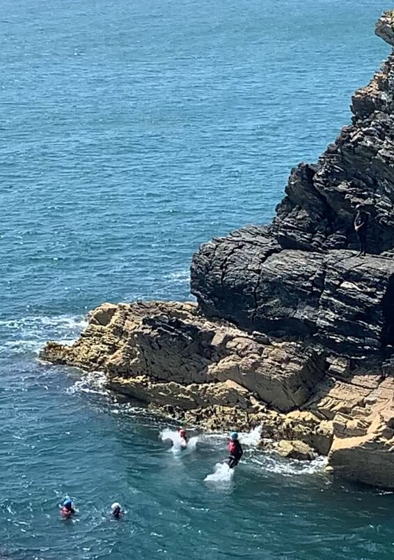 Anglesey Pursuits-Holyhead必去景点