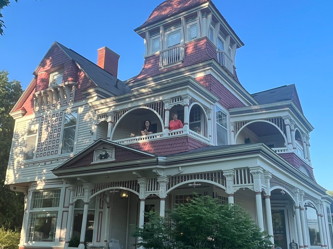 The Grand Victorian B&B主图