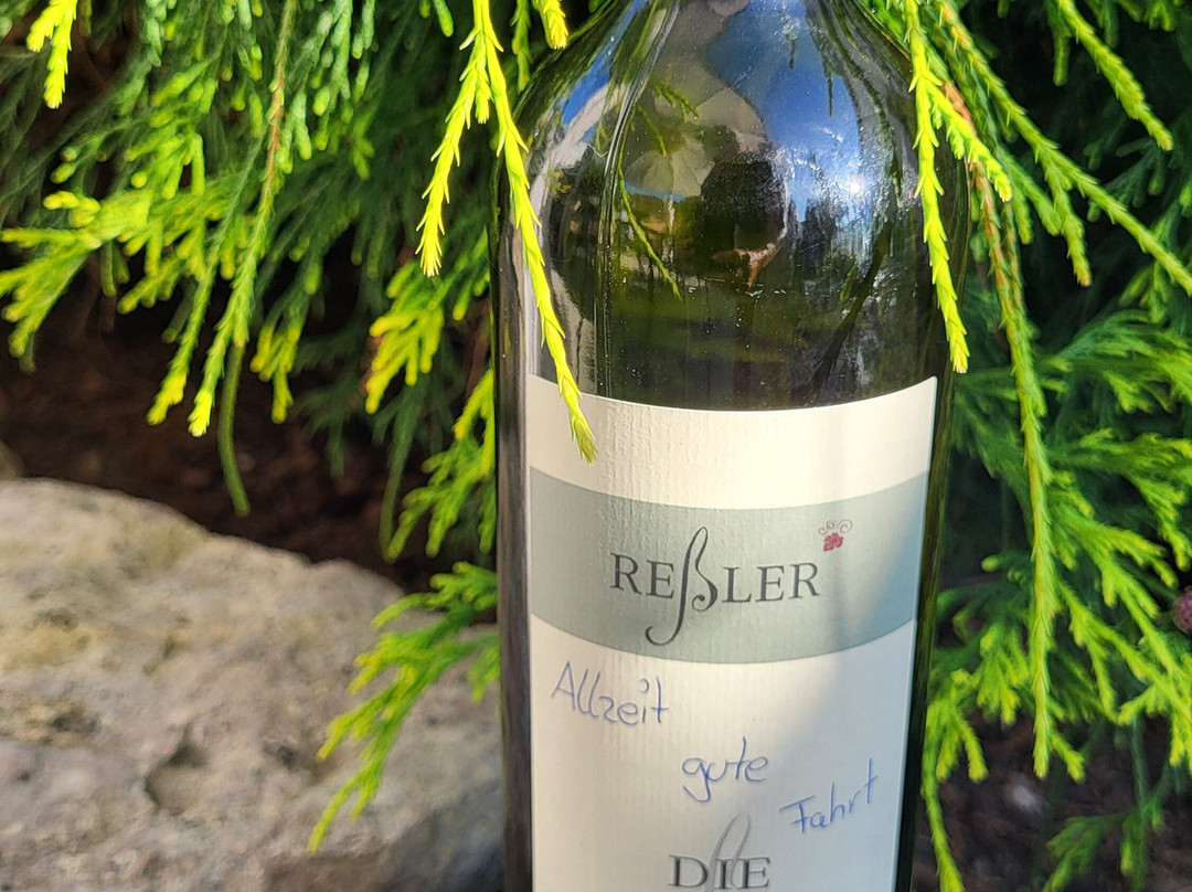 Weingut Reßler主图