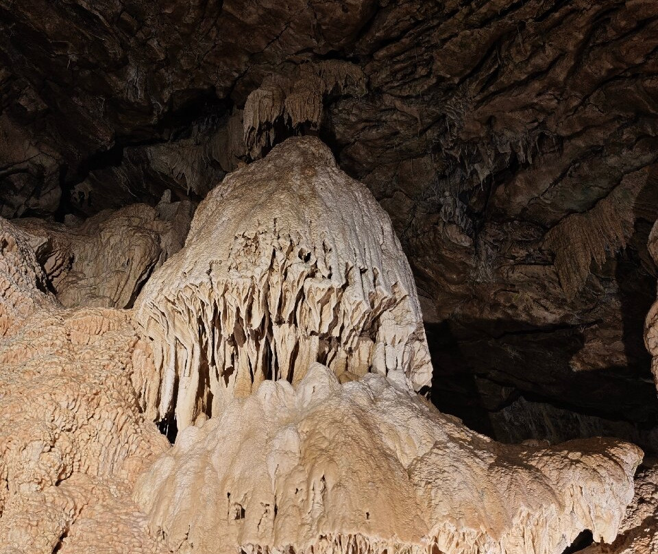 Grottes de Vallorbe-Vallorbe必去景点