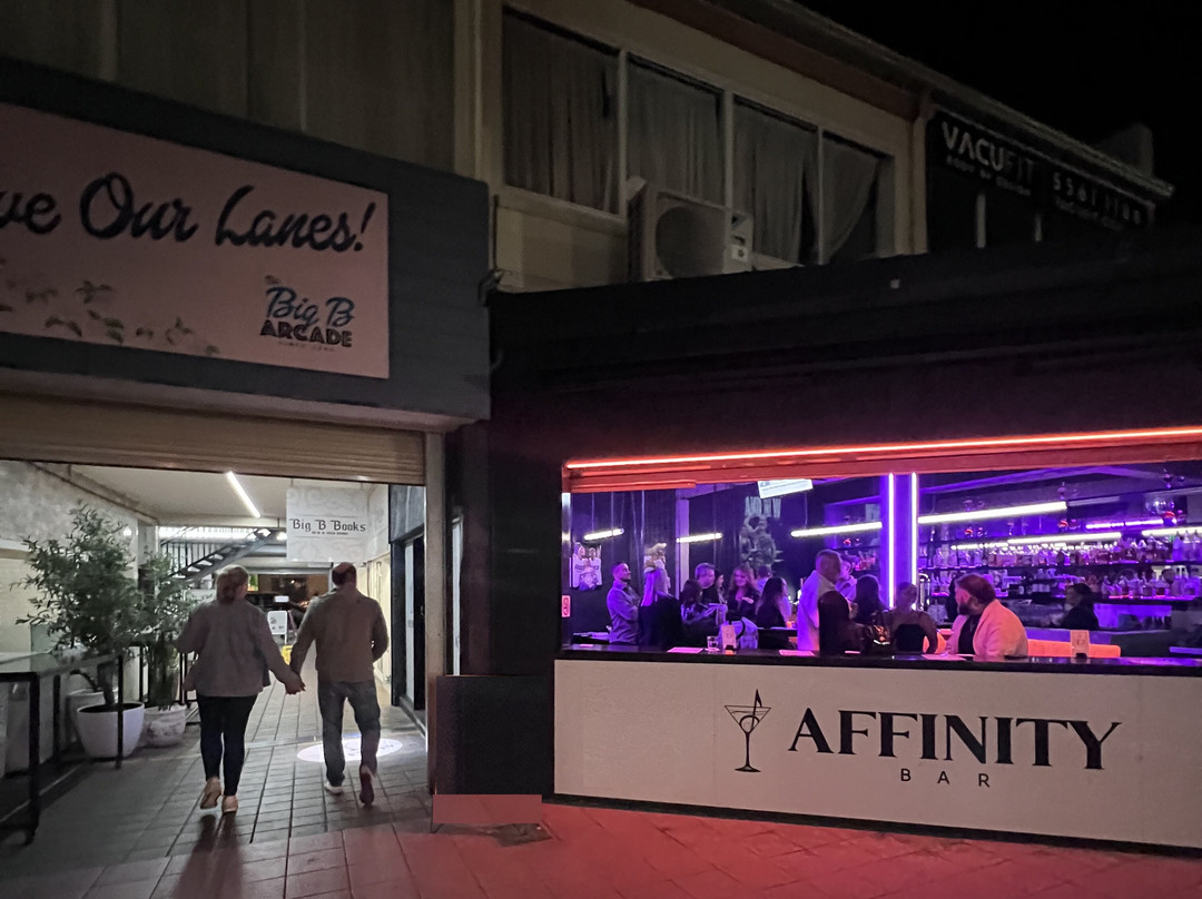Affinity Bar Burleigh