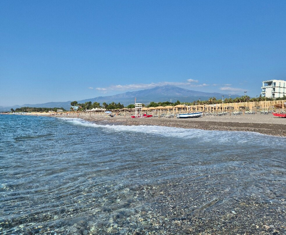 Spiaggia di Recanati-Giardini Naxos必去景点