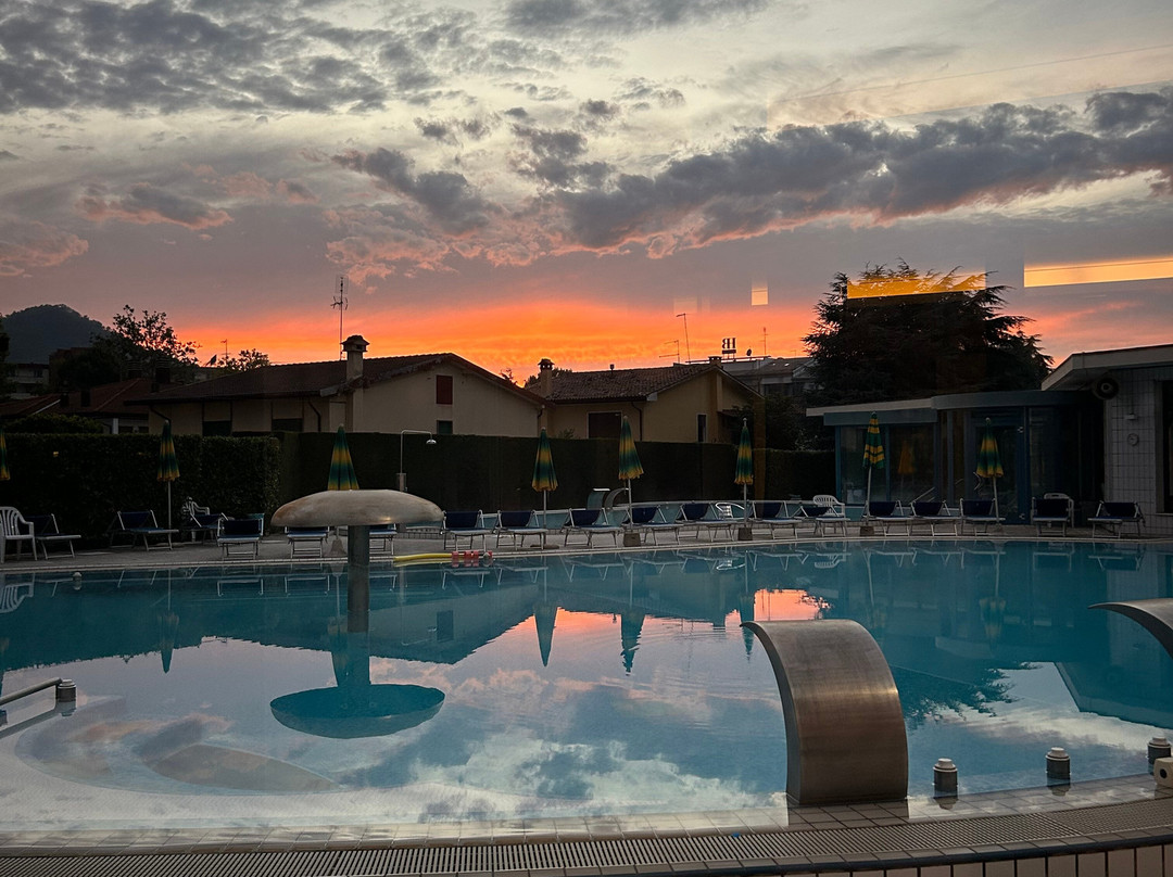 泰尔梅马可尼酒店主图