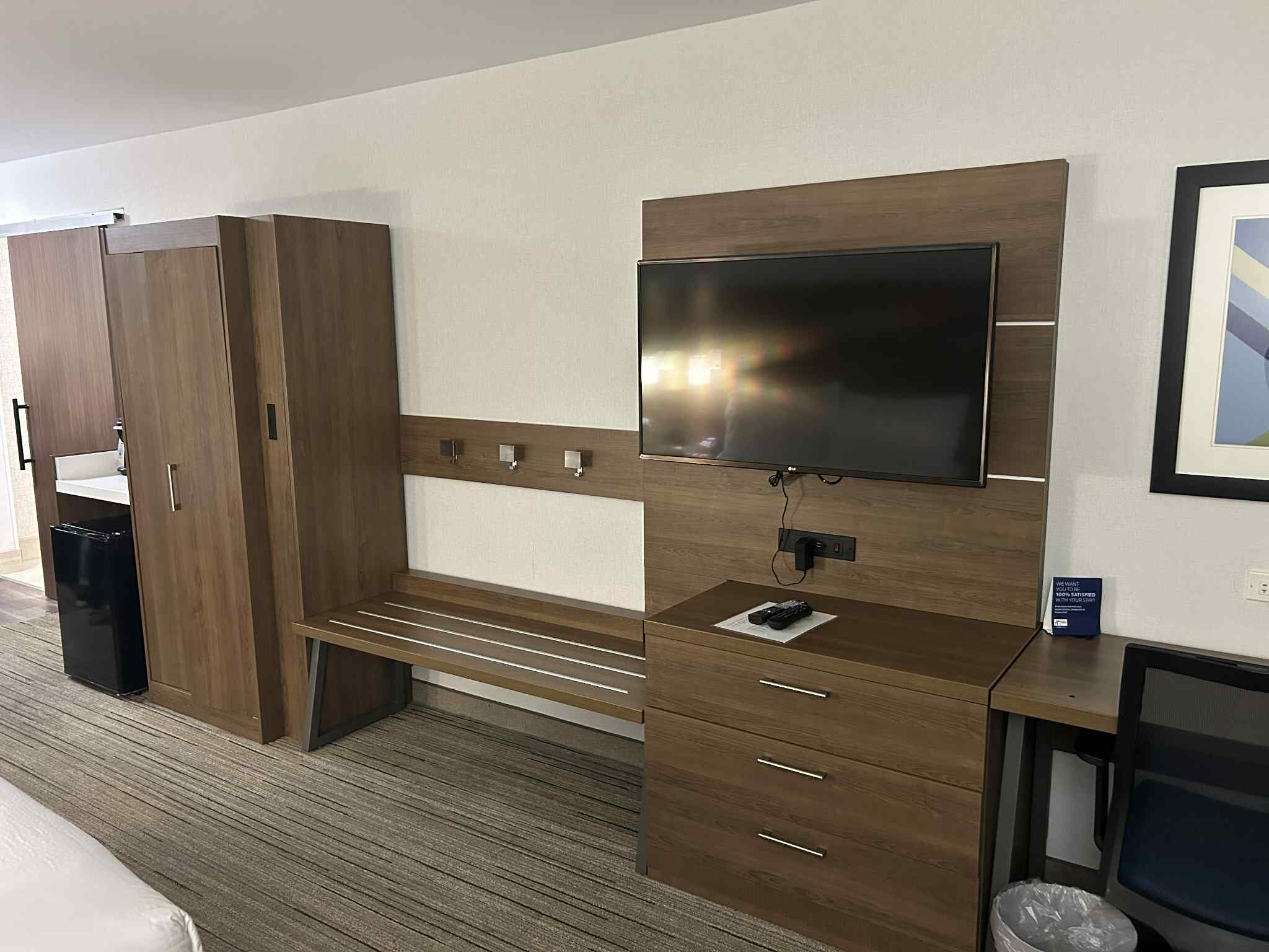 Holiday Inn Express & Suites Boston South - Randolph-客卧