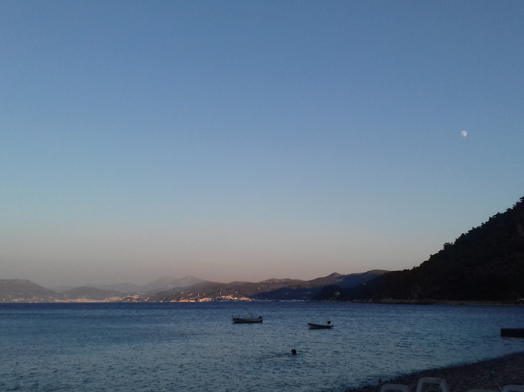 Mourtia Beach-Vathy必去景点