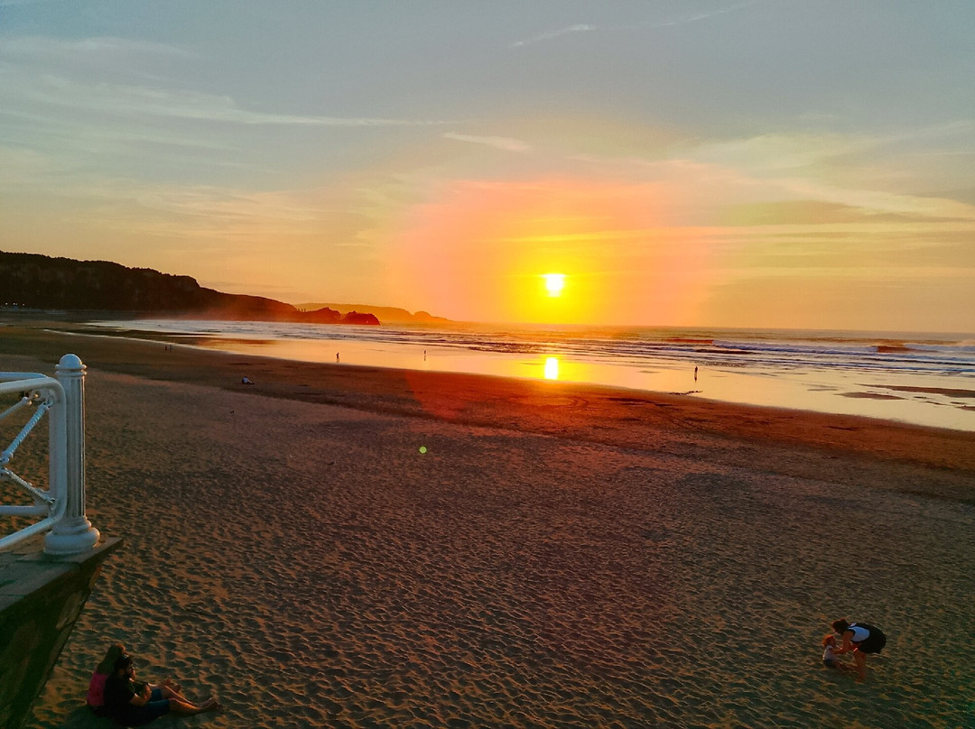 Playa de Salinas-Salinas必去景点
