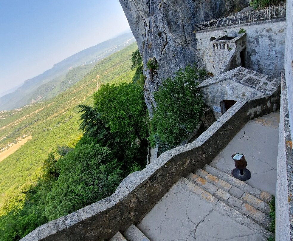 Grotte de Sainte Marie Madeleine-Plan-d'Aups-Sainte-Baume必去景点