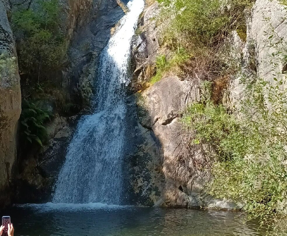 Cascades Du Saint-vincent Et Des Anglais-Vernet-Les-Bains必去景点