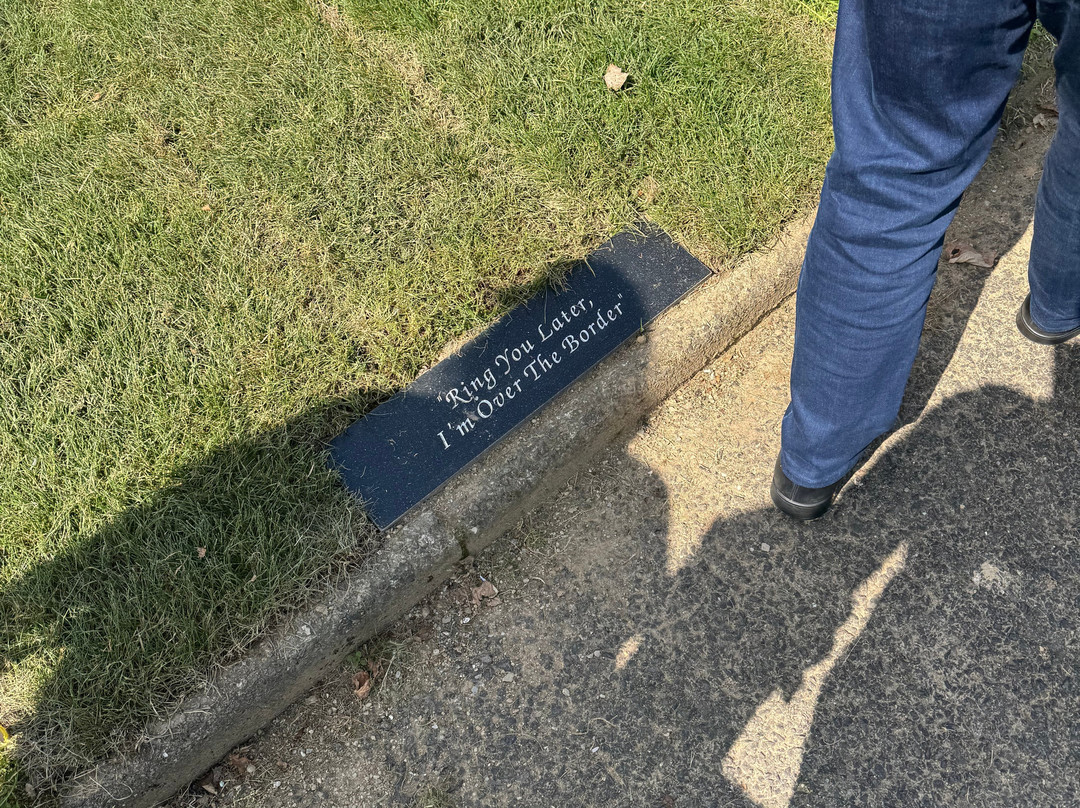 Derry City Cemetery-德里必去景点