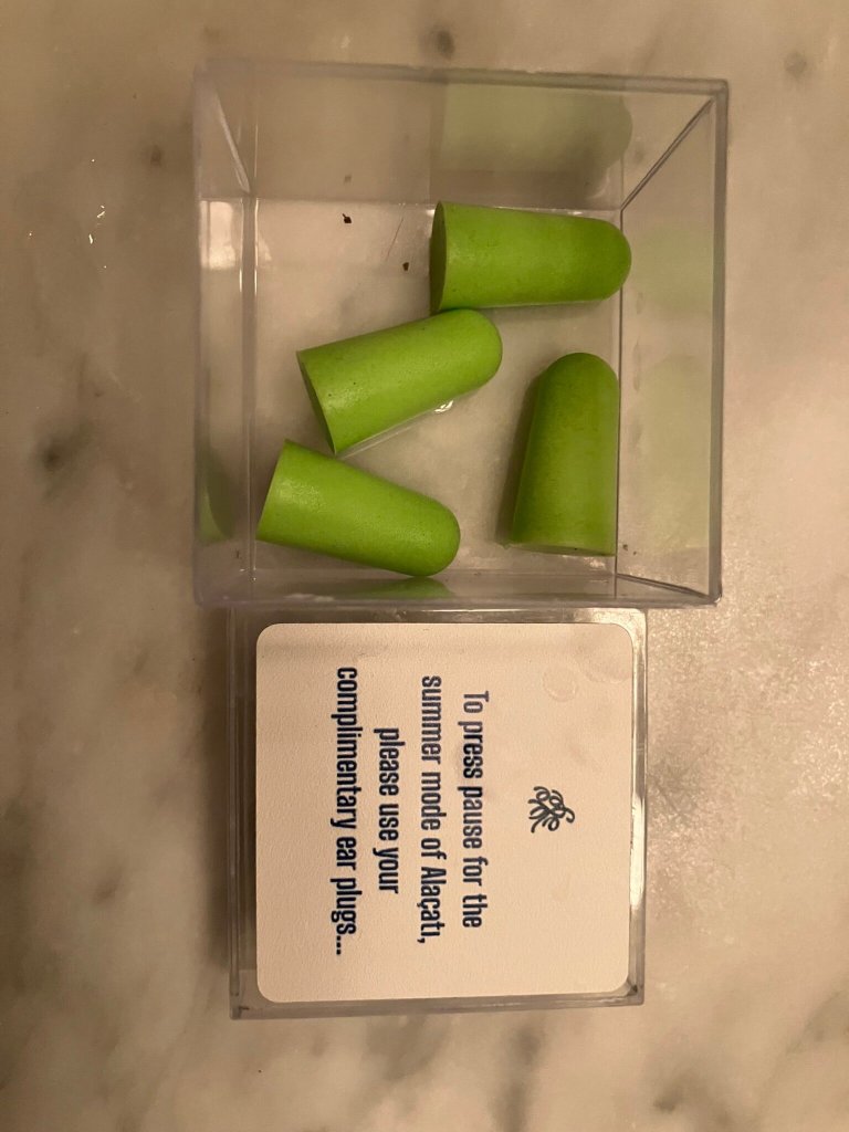 奥拉夫亚酒店-官方