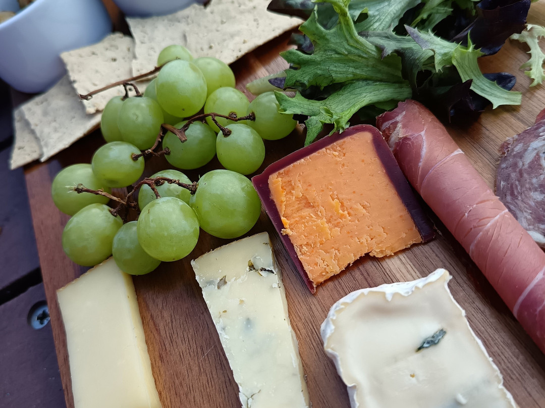 Velfrey Vineyard-Lampeter Velfrey必去景点