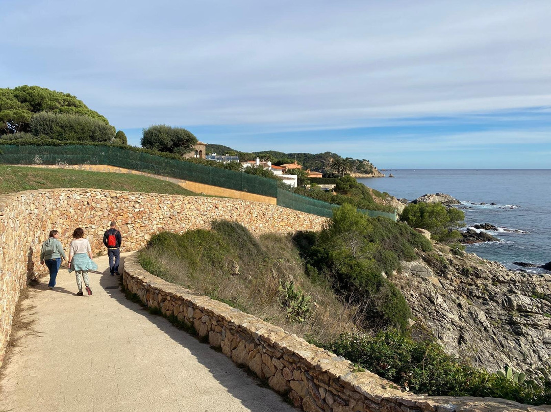 Costa Brava Tours - Private Experience with Driver-Guide-Calella de Palafrugell必去景点